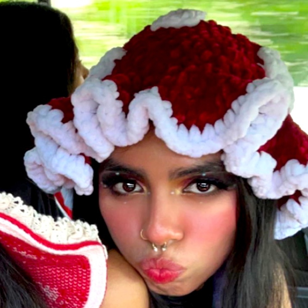 Meet your Posher, Alessandra